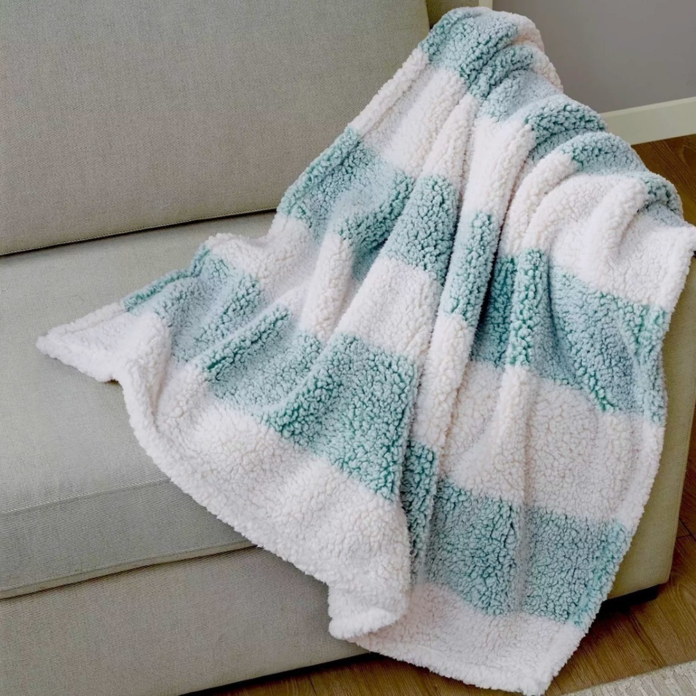 Cozy Sherpa Throw Blanket in Mint Stripe 50" x 60" NWT